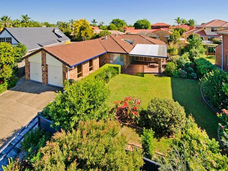 16 Boorala Crescent, Eight Mile Plains QLD 4113