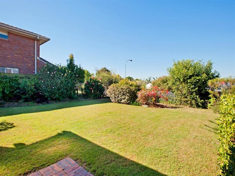 16 Boorala Crescent, Eight Mile Plains QLD 4113