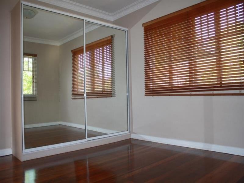 354 Nursery Road, Holland Park QLD 4121