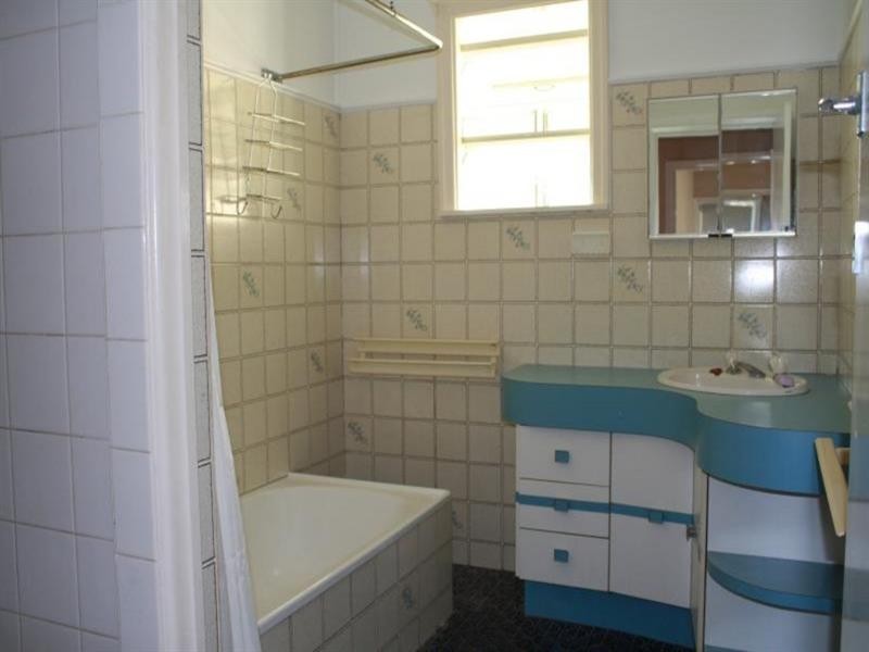 354 Nursery Road, Holland Park QLD 4121