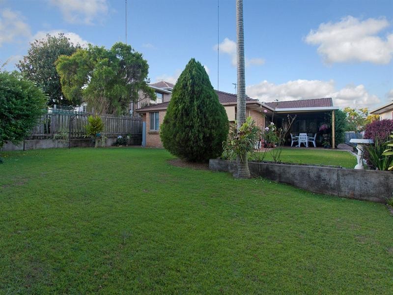 29 Justin Street, Holland Park West QLD 4121