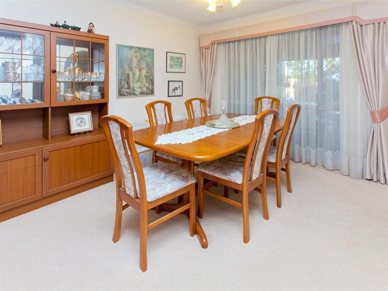 29 Justin Street, Holland Park West QLD 4121