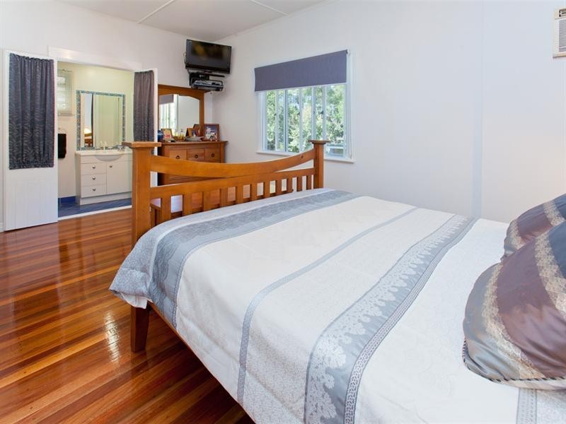 36 Balis Street, Holland Park West QLD 4121