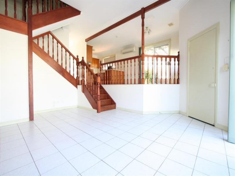 2/62 Crest Street, Mount Gravatt East QLD 4122