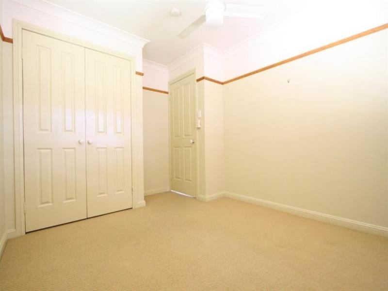 2/62 Crest Street, Mount Gravatt East QLD 4122