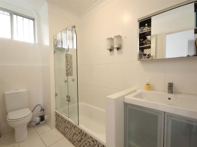 2/117 Chatsworth Road, Coorparoo QLD 4151