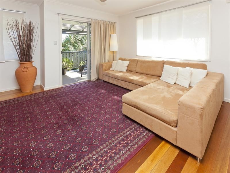 19 Greycliffe Street, Mount Gravatt East QLD 4122