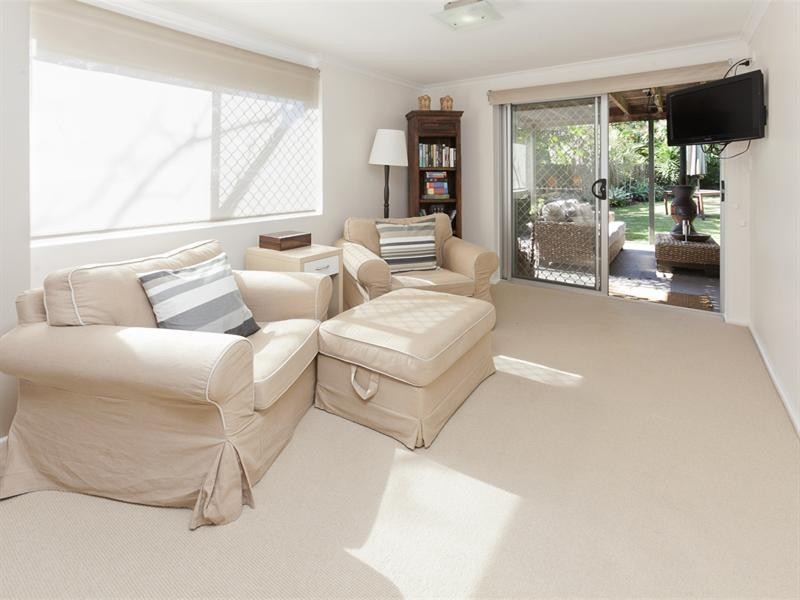 19 Greycliffe Street, Mount Gravatt East QLD 4122