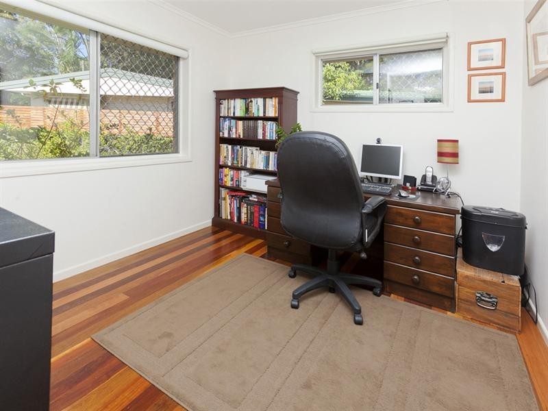 19 Greycliffe Street, Mount Gravatt East QLD 4122