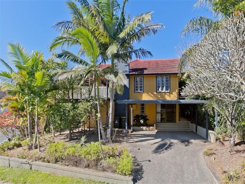 1 Galsworthy Street, Holland Park West QLD 4121