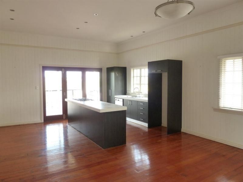 39 Beryl Crescent, Holland Park QLD 4121