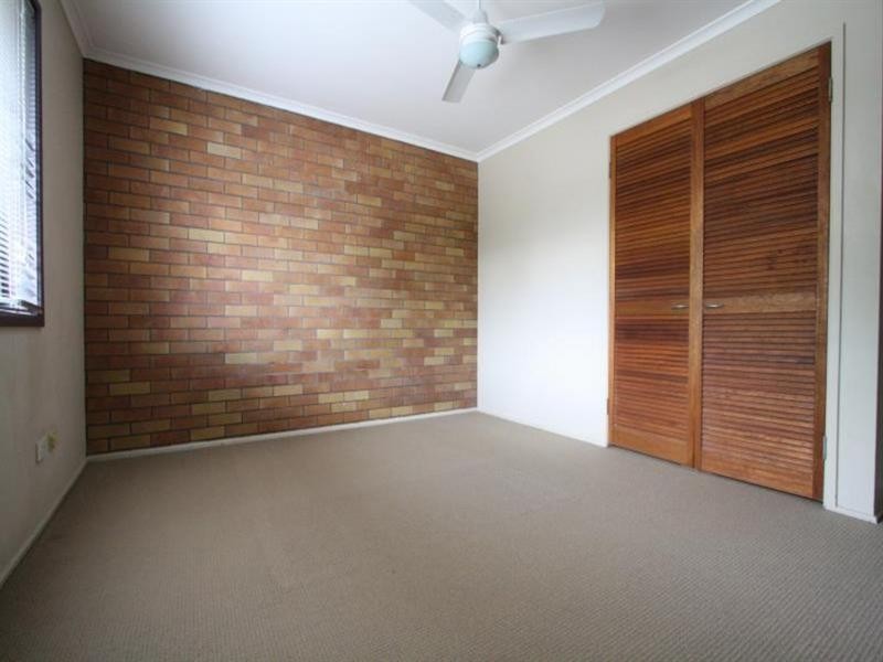 1/5 Woodford Street, Holland Park West QLD 4121