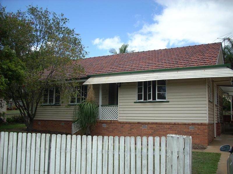 23 Cavillion Street, Holland Park QLD 4121