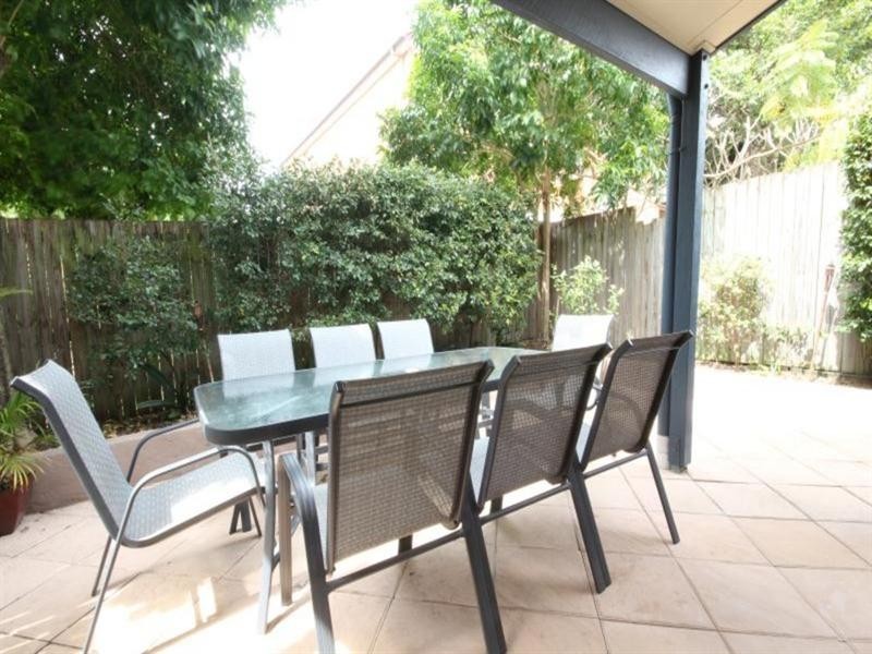 4/105 Kirkland Avenue, Coorparoo QLD 4151