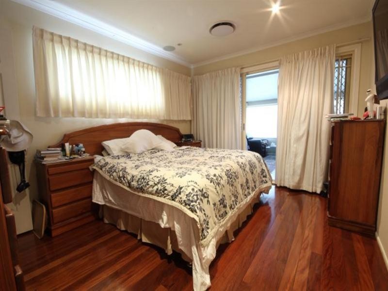14 Barnehurst Street, Tarragindi QLD 4121