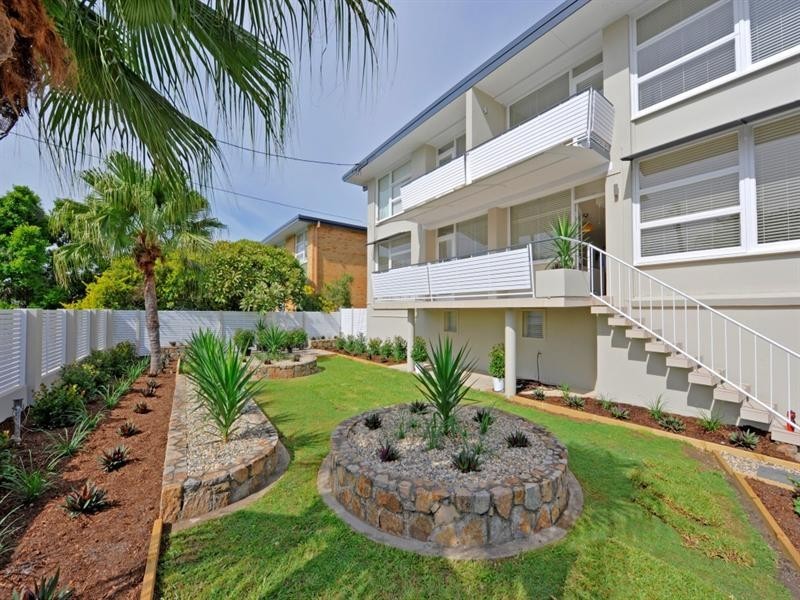 5/241 Cavendish Road, Coorparoo QLD 4151