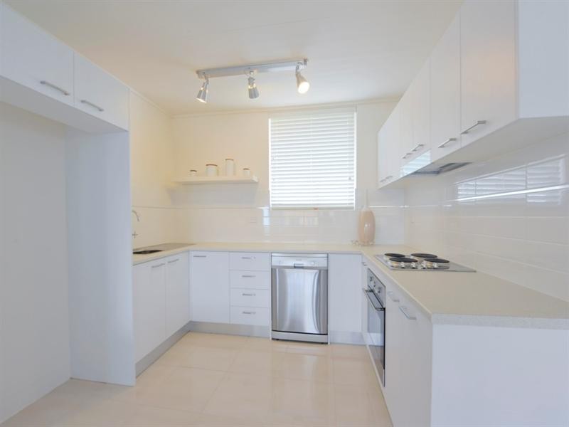 5/241 Cavendish Road, Coorparoo QLD 4151