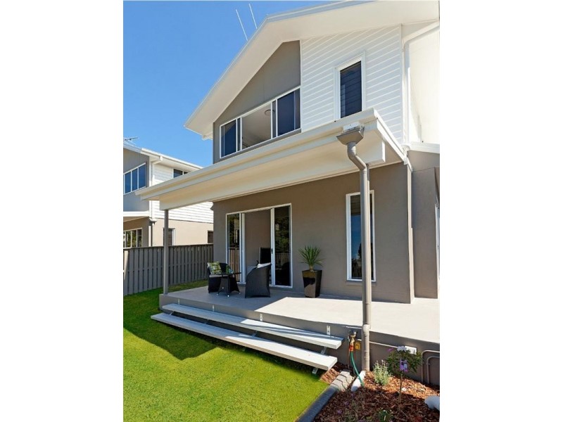 2/24 Bindaree Street, Greenslopes QLD 4120