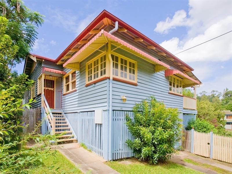 48 Waratah Avenue, Holland Park West QLD 4121