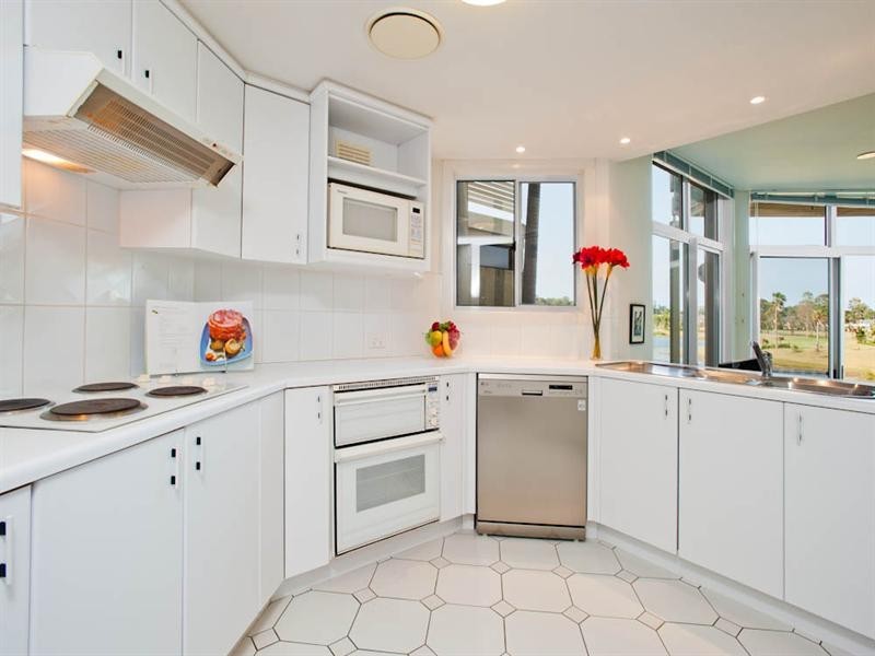 5449 Merion Terrace, Sanctuary Cove QLD 4212