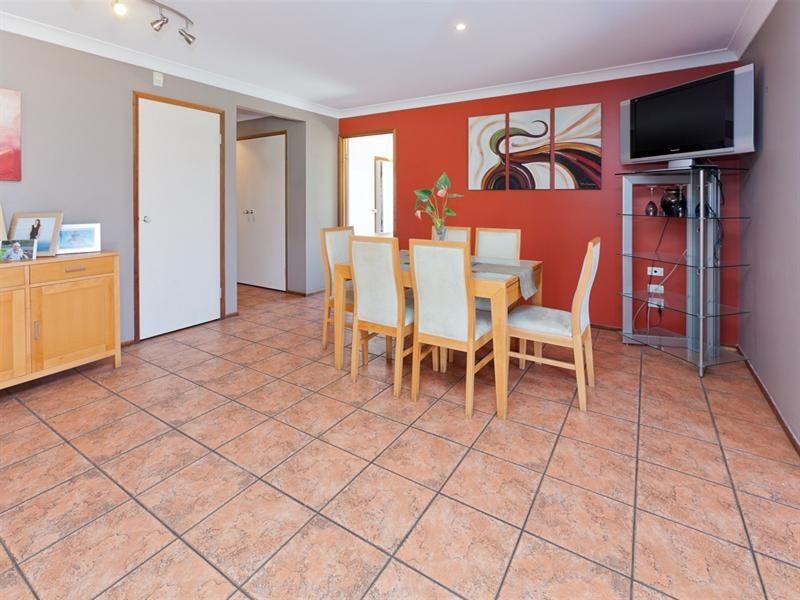 4 Hewton Court, Wishart QLD 4122