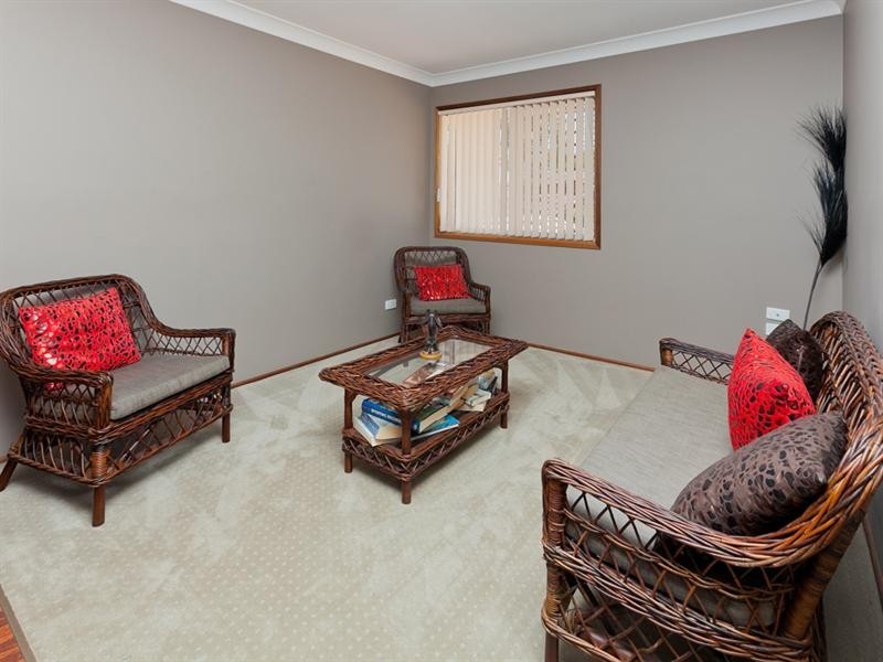 4 Hewton Court, Wishart QLD 4122