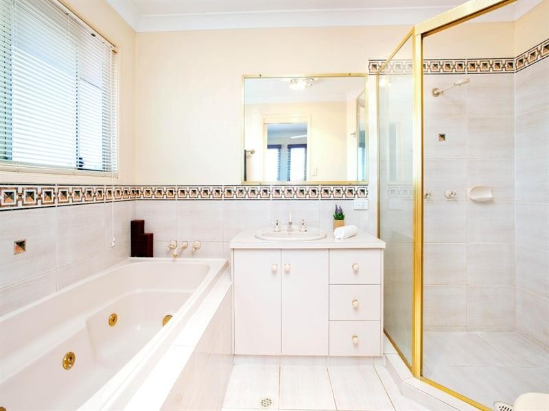 6 Femme Court, Eight Mile Plains QLD 4113