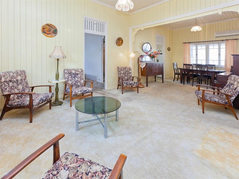 94 Juliette Street, Greenslopes QLD 4120