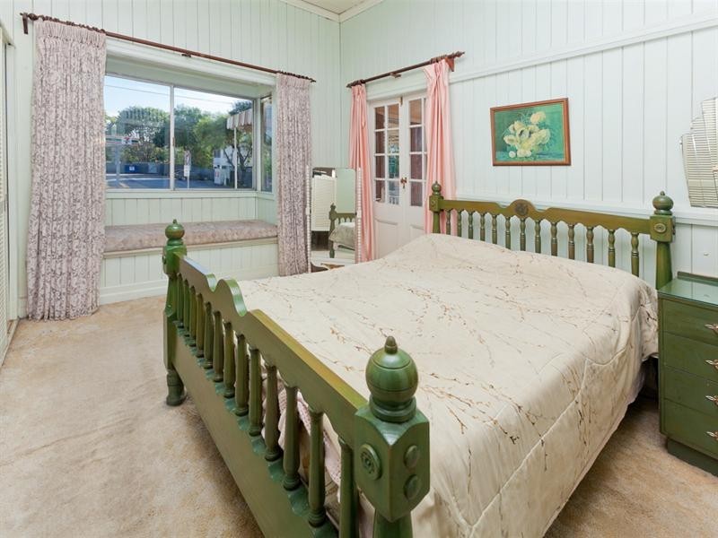 94 Juliette Street, Greenslopes QLD 4120