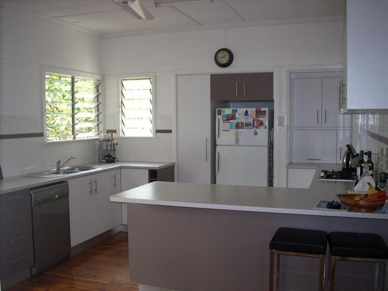 28 Fernvale Road, Tarragindi QLD 4121