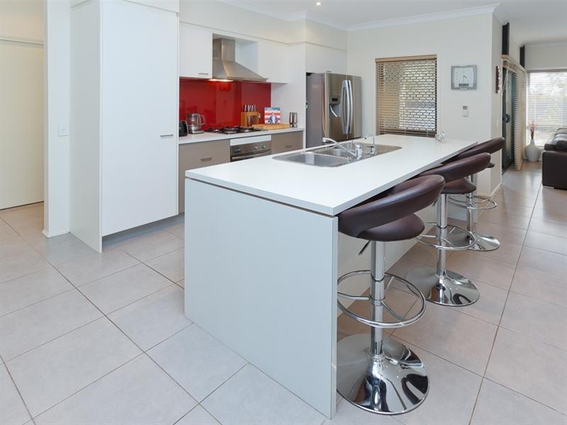 132 Tristania Way, Mount Gravatt East QLD 4122