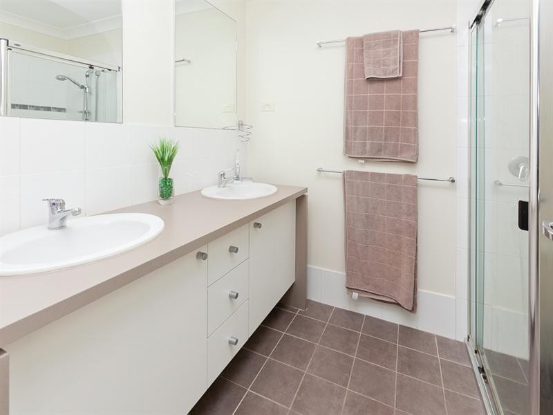 132 Tristania Way, Mount Gravatt East QLD 4122