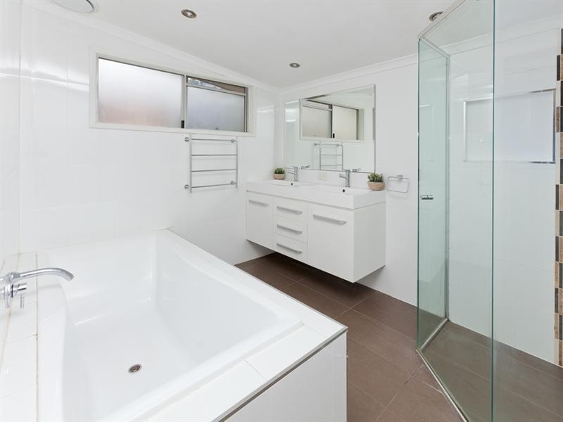 331 Riding Road, Balmoral QLD 4171