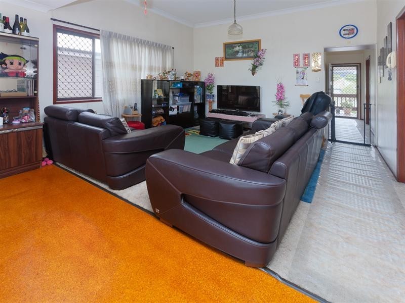 24 Wolseley Street, Woolloongabba QLD 4102