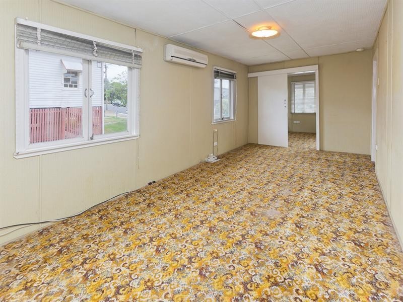 61 Henry Street, Greenslopes QLD 4120