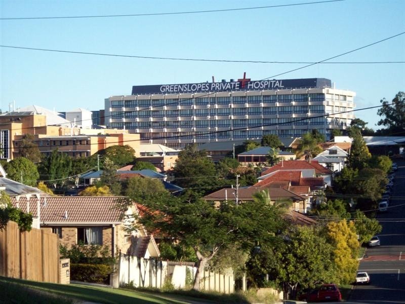 61 Henry Street, Greenslopes QLD 4120