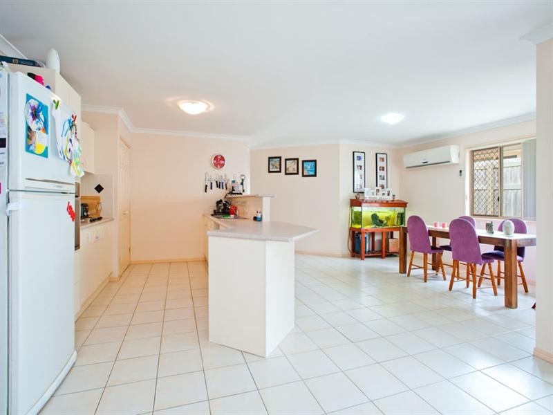 12 Stratus Street, Birkdale QLD 4159