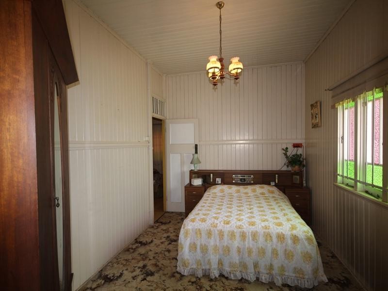 18 Birdwood Road, Holland Park West QLD 4121