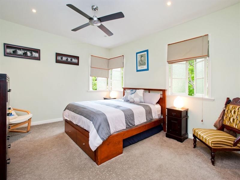 91 Layard Street, Holland Park QLD 4121