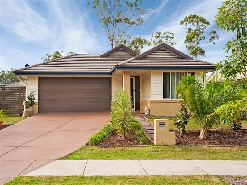 77 Cardena Drive, Augustine Heights QLD 4300