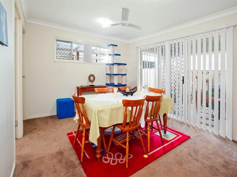 77 Cardena Drive, Augustine Heights QLD 4300