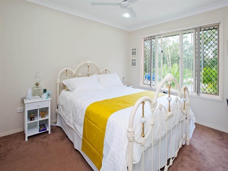 77 Cardena Drive, Augustine Heights QLD 4300