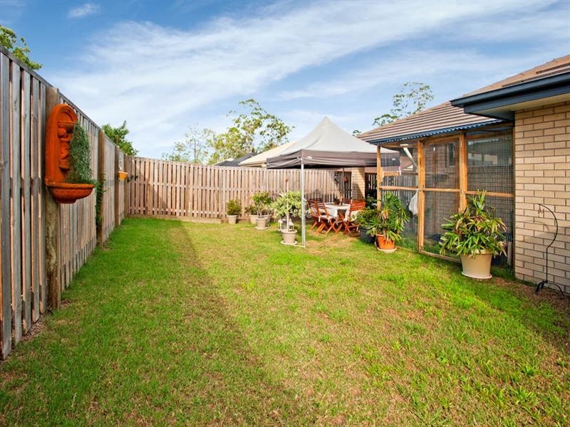77 Cardena Drive, Augustine Heights QLD 4300