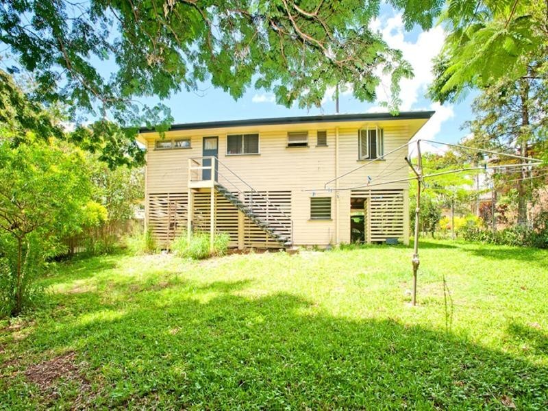 16 Enfield Street, Mount Gravatt East QLD 4122