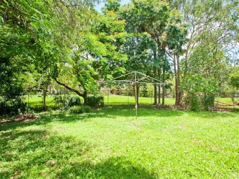 16 Enfield Street, Mount Gravatt East QLD 4122