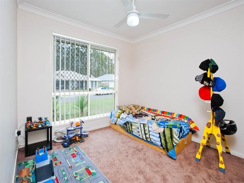 5 Gordon Drive, Bellbird Park QLD 4300
