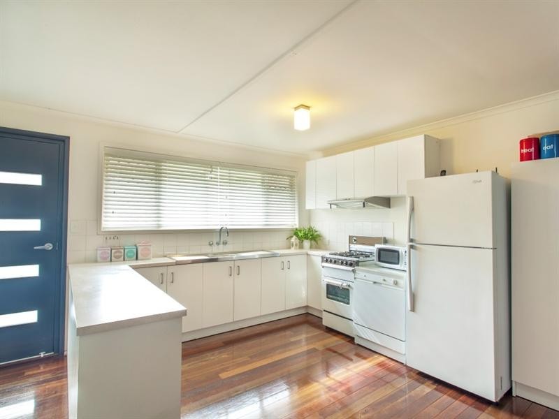 4/3 Honeysuckle Street, Mansfield QLD 4122