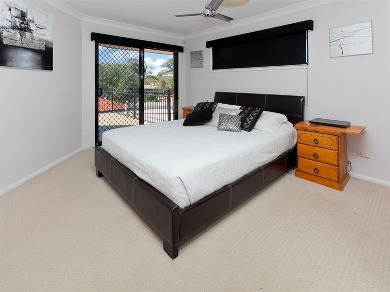 65 Azalea Crescent, Calamvale QLD 4116