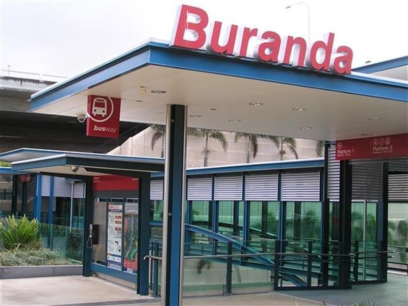 2/2 Carl Street, Woolloongabba QLD 4102