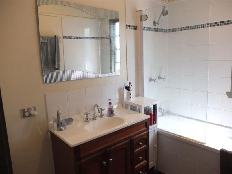 16 Gower Street, Holland Park QLD 4121